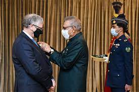 Philanthropist Bill Gates conferred Hilal-e-Pakistan honour for efforts to eradicate polio